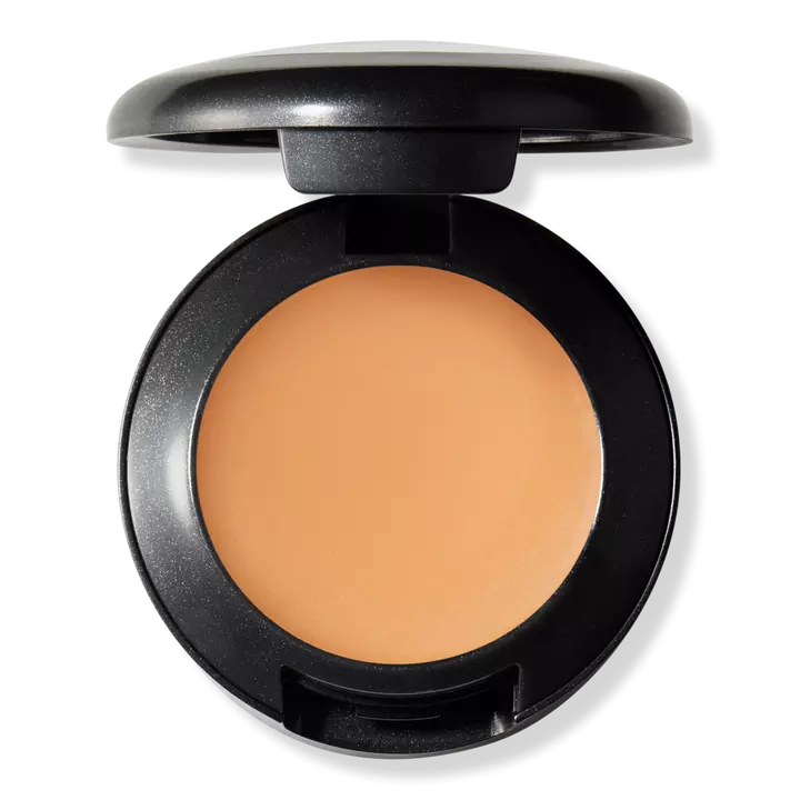 MAC Cosmetics Studio Finish SPF 35 Concealer