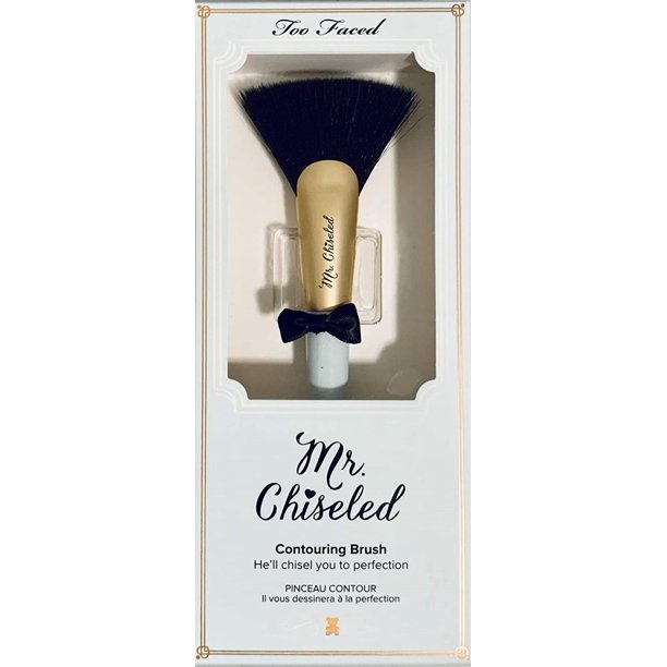 Too Faced Mr.Chisled Contouring Makeup Brush